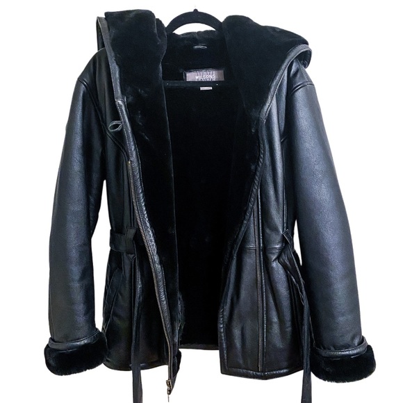 Wilson’s Genevieve Belted Leather Jacket - Picture 3 of 12